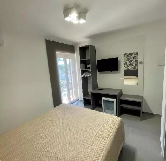 Matthew’s Home B&b