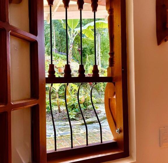 بنسيون Drapa Resort