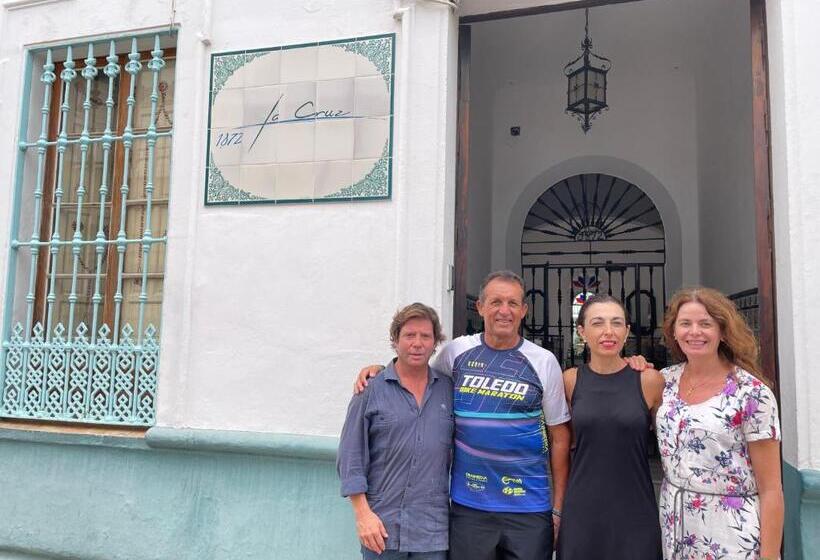 پانسیون Hostal La Cruz 1872