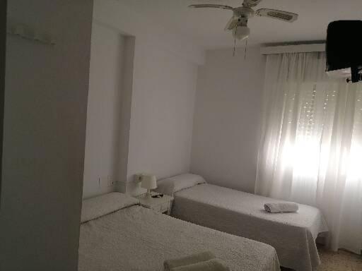 بنسيون Hostal La Parada