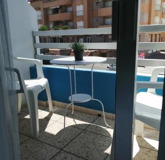 بنسيون Hostal La Parada