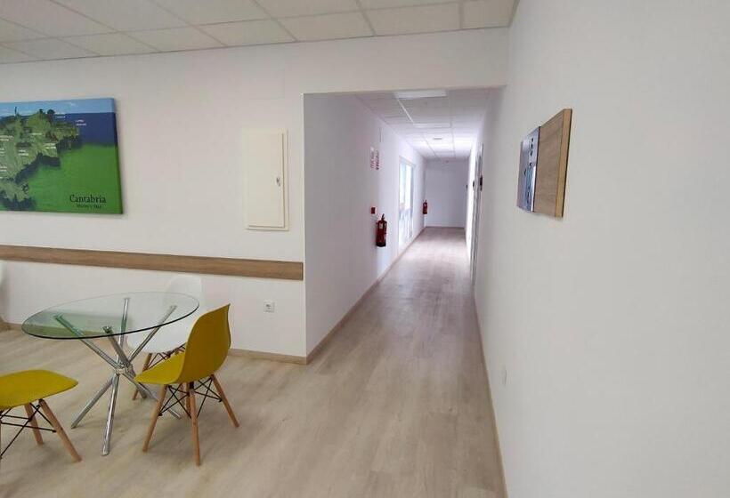 بنسيون Las Huertas