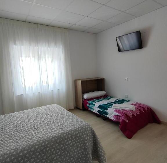 بنسيون Las Huertas