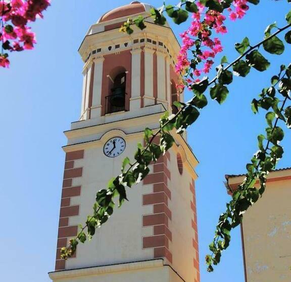 Apartamentos Miguel Angel