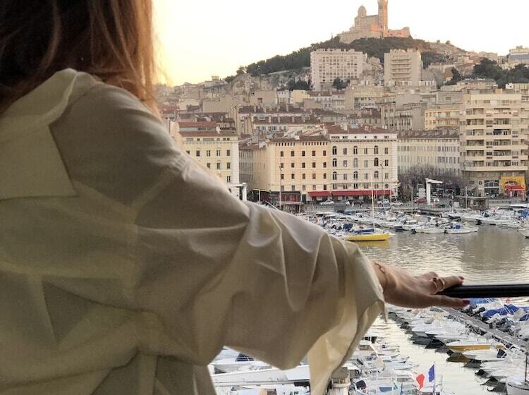 هتل Belle Vue Vieux Port