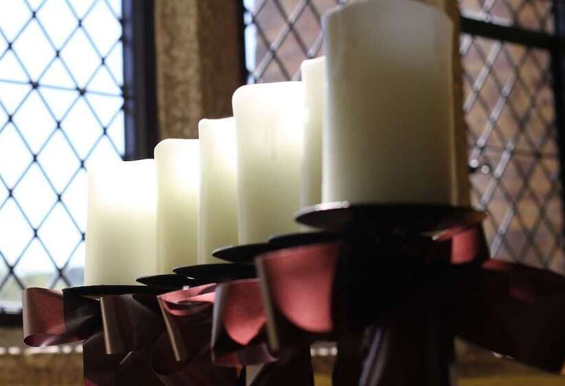 ホテル Bickleigh Castle