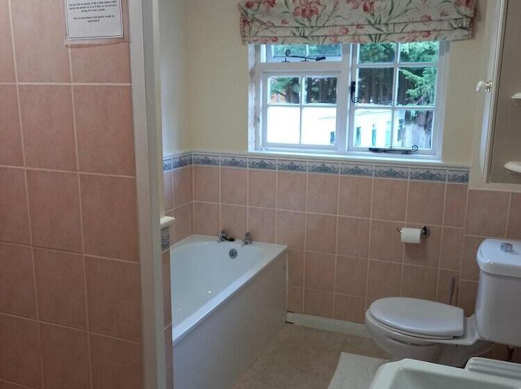 ホテル Bickleigh Castle