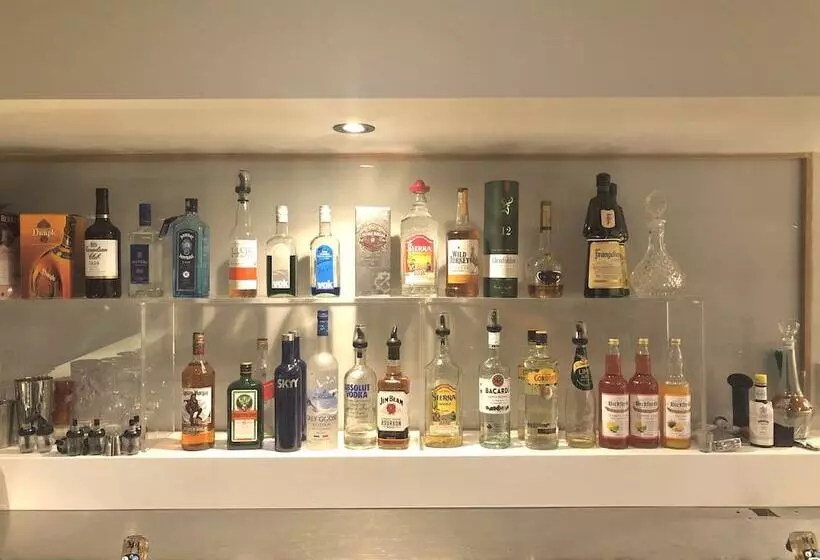 酒店 Checkers Resort