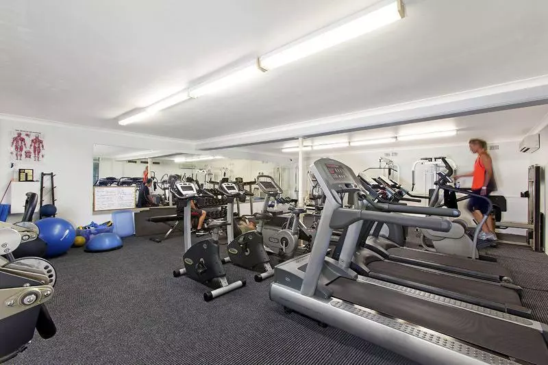 酒店 Checkers Resort