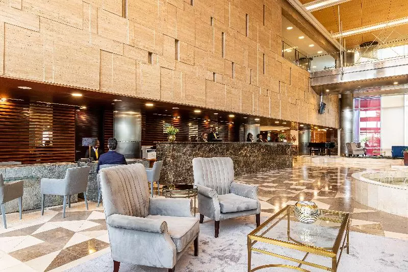 هتل De Convenções De Talatona