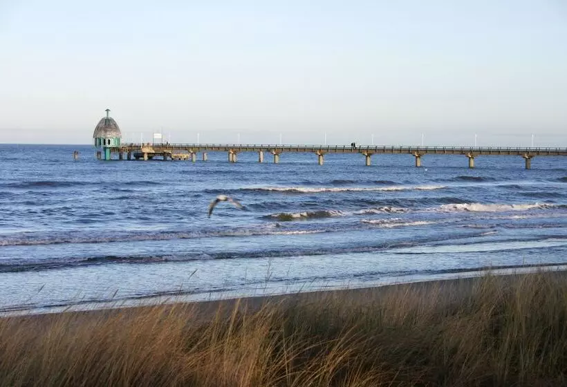 호텔 Dünenschloß