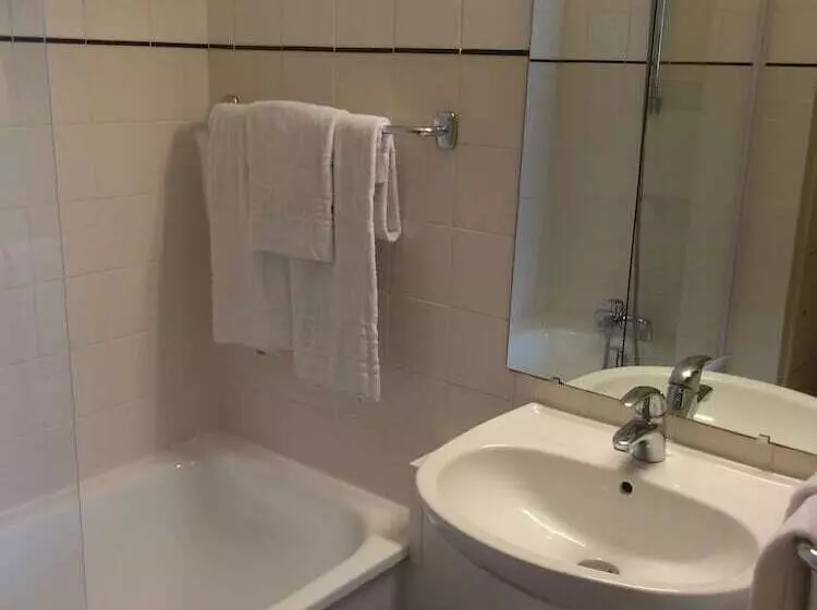 בית מלון כפרי Elysee