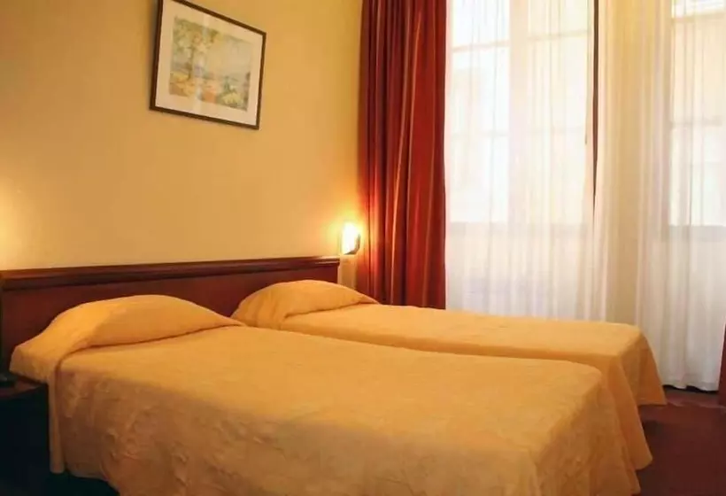 בית מלון כפרי Elysee