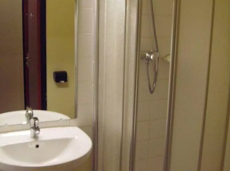 בית מלון כפרי Elysee