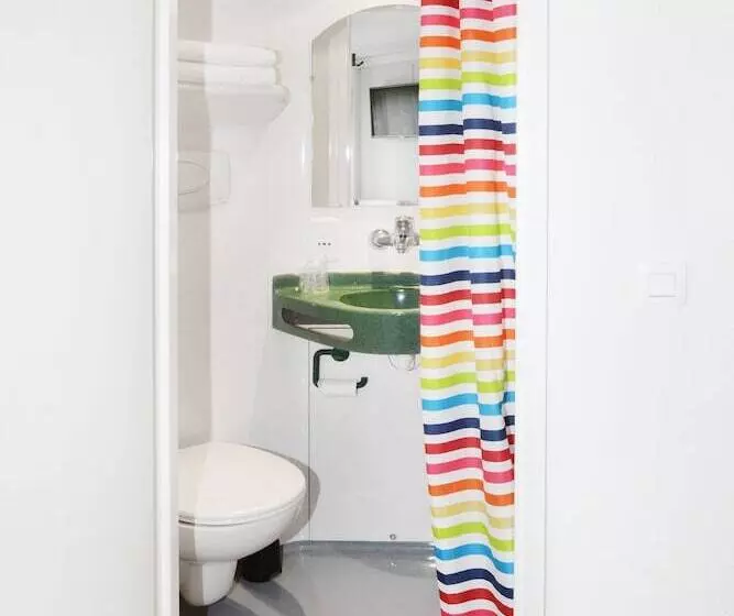 Brit Hotel Essentiel Reims Taissy