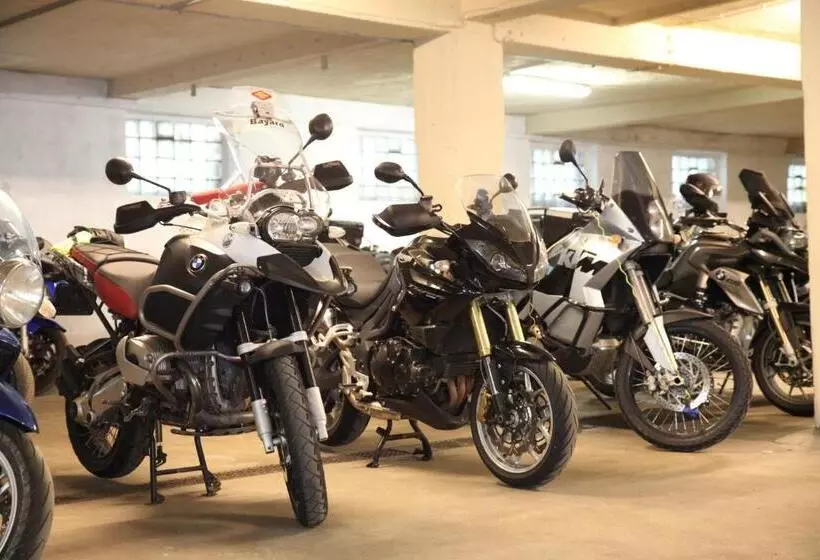 فندق Garni Harzer Hof