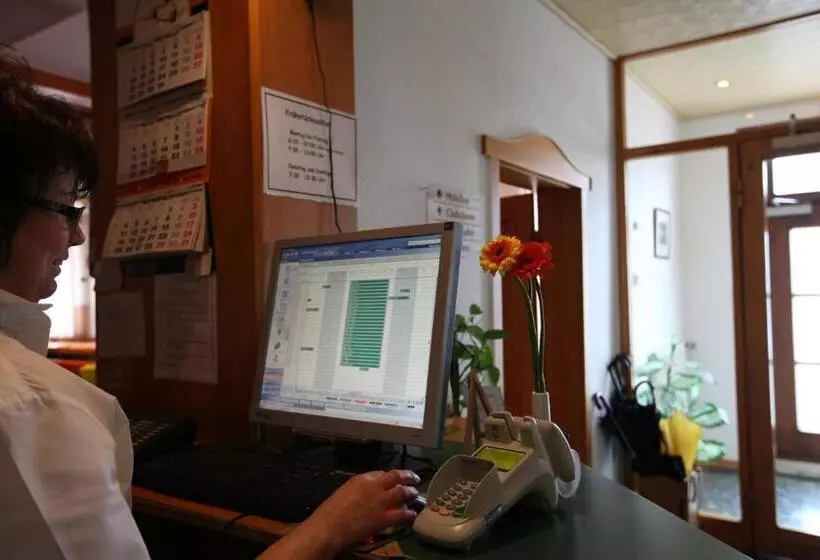 فندق Garni Harzer Hof