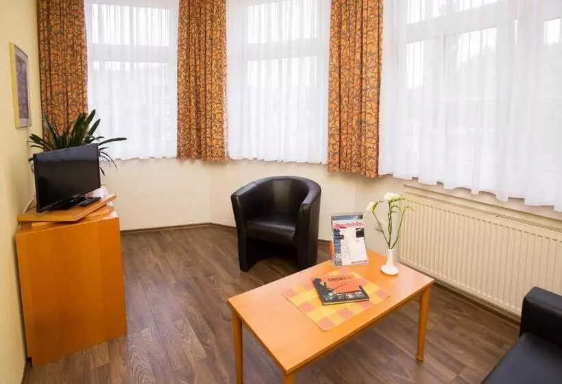 فندق Garni Harzer Hof