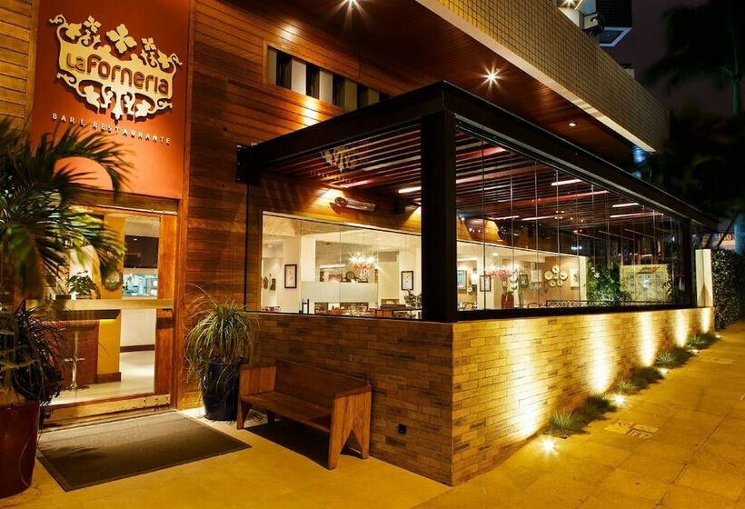 Отель Livramento Palace