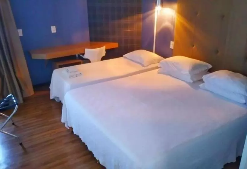 酒店 Livramento Palace