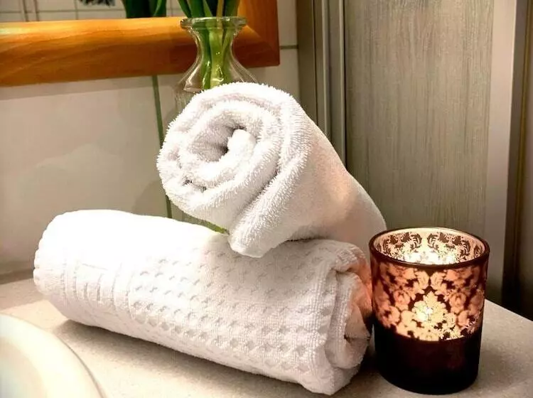 בית מלון כפרי Restaurant Und Pension Zur Puppenstube