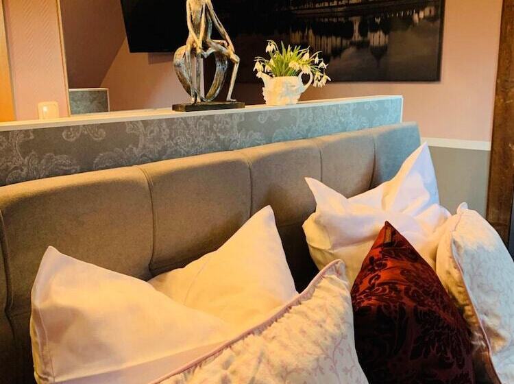 فندق Restaurant Und Pension Zur Puppenstube