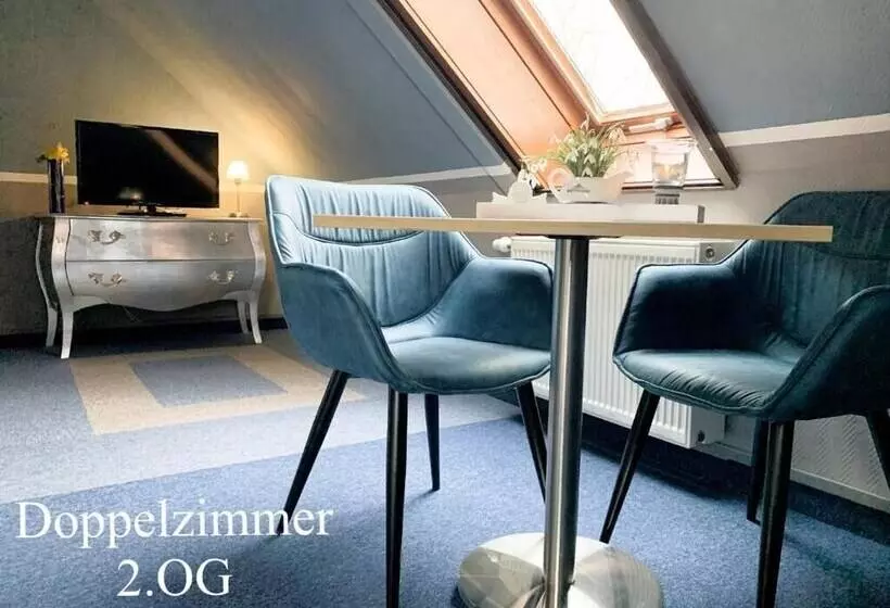 בית מלון כפרי Restaurant Und Pension Zur Puppenstube