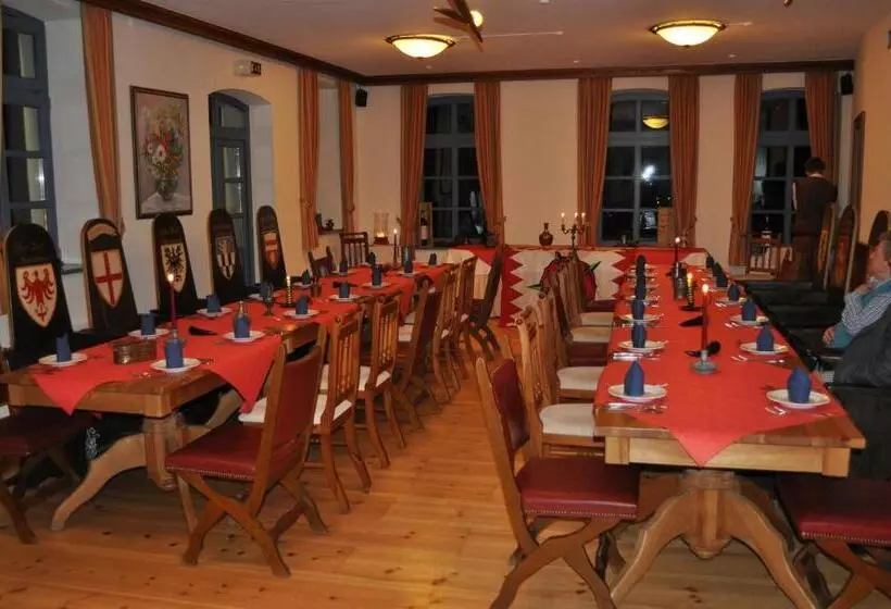 ホテル Schaumburger Ritter