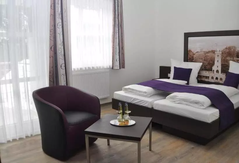 ホテル Schaumburger Ritter