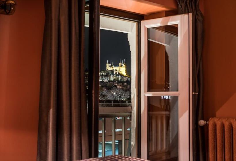 Hotel Victoria Lyon Perrache Confluence