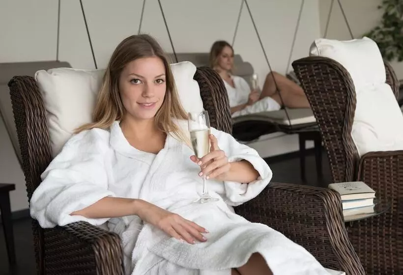 Parkhotel Schillerhain