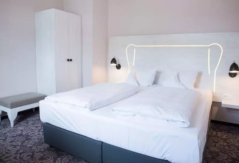 Parkhotel Schillerhain