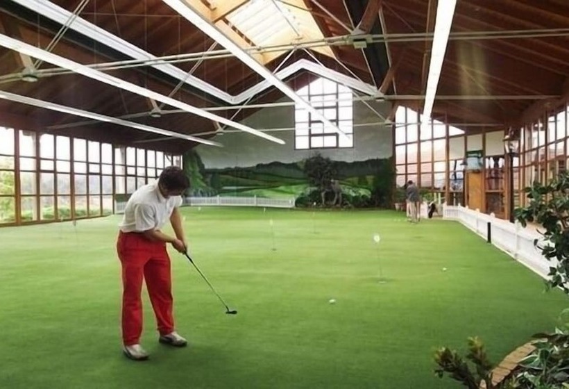 אתר נופש Golfhotel Gutshof Penning