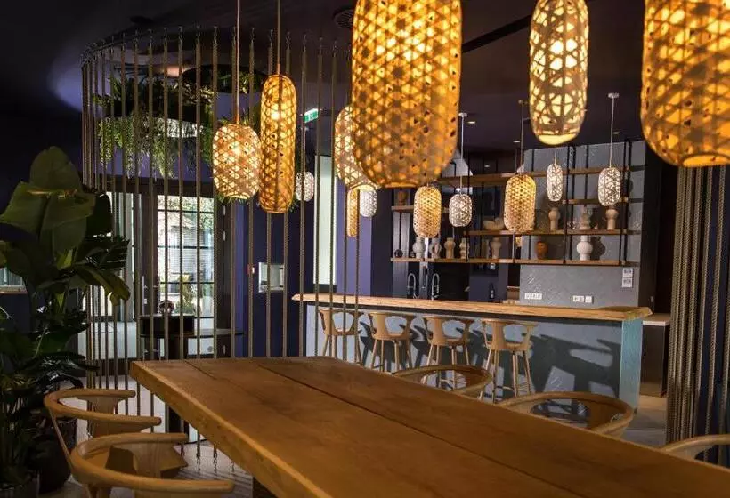 Suiten Aparthotel Aenea