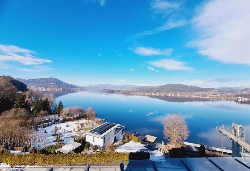 Suiten Aparthotel Aenea