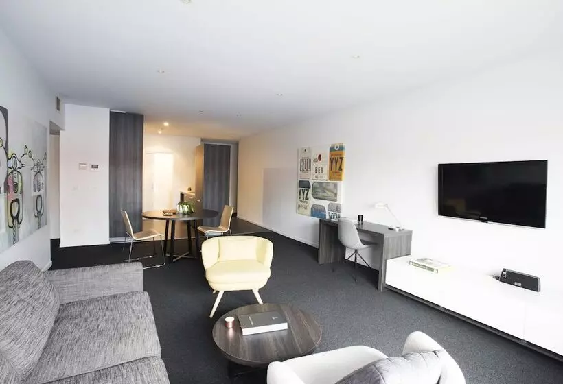 Tyrian Serviced Apartments Fitzroy