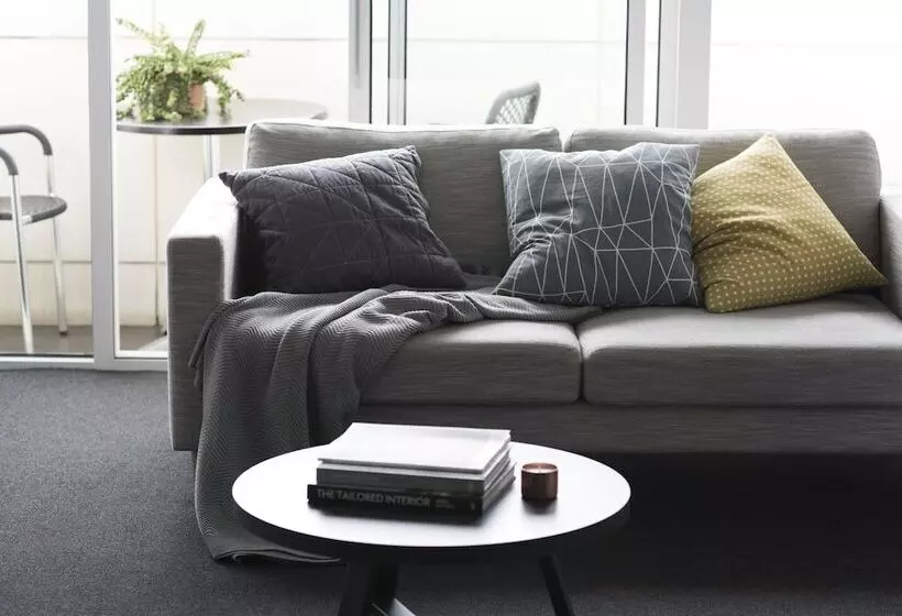 Tyrian Serviced Apartments Fitzroy