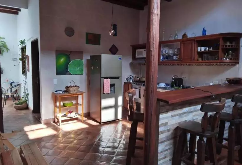 Retkeilymaja Casa Lanu Hostal
