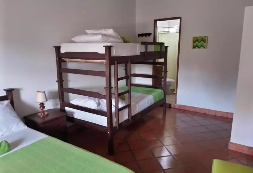 Retkeilymaja Casa Lanu Hostal