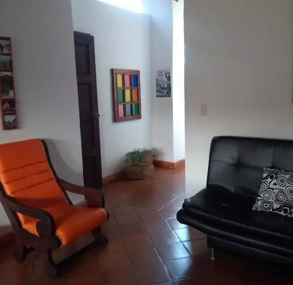 Retkeilymaja Casa Lanu Hostal