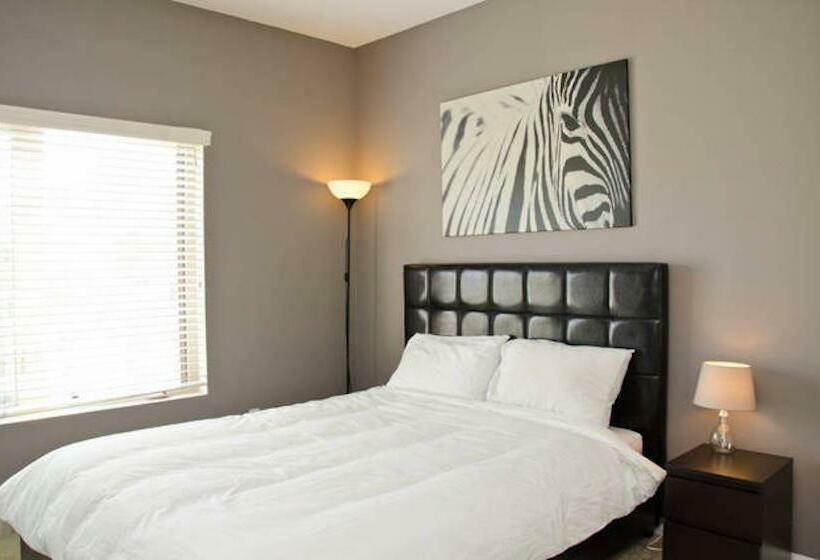 Amazing Apartments Near The Grove