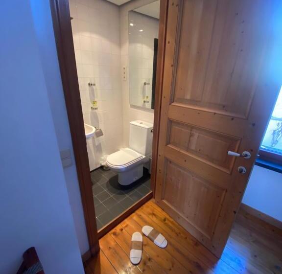 تختخواب و صبحانه Artist S Loft & Garden