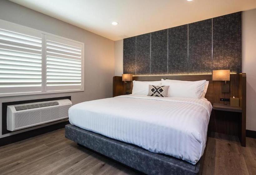 Motel Golden Bear Hotel - Surestay Collection By Best Western