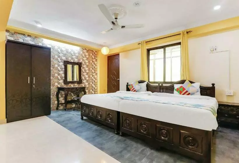 Pension  Oyo 46481 Beautiful Studio's