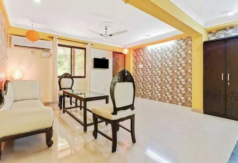 Pension  Oyo 46481 Beautiful Studio's