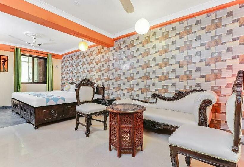 Pensão Oyo 46481 Beautiful Studio's