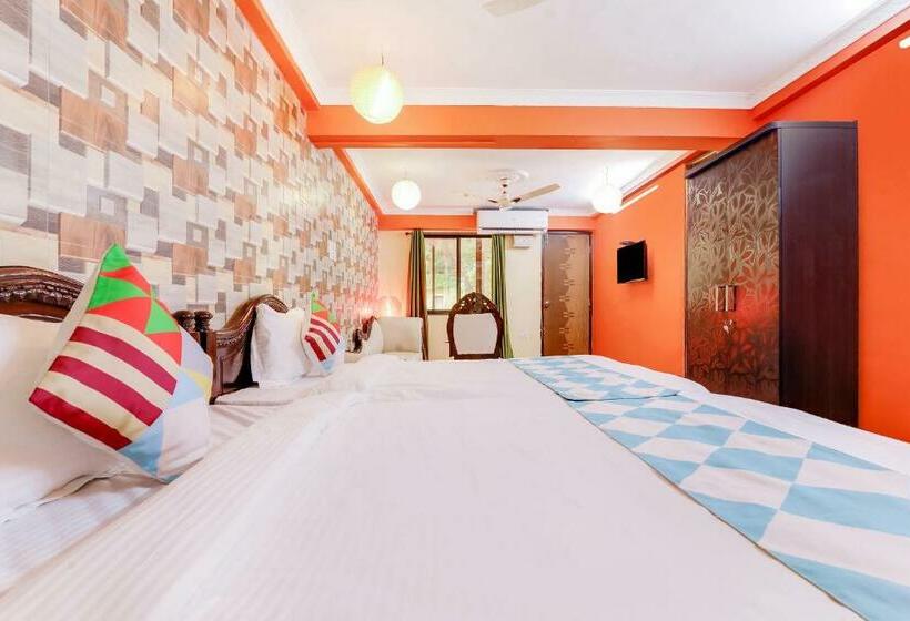 Pensão Oyo 46481 Beautiful Studio's