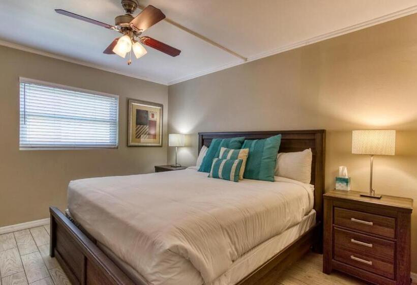 リゾートホテル The New Hotel Collection Beachfront