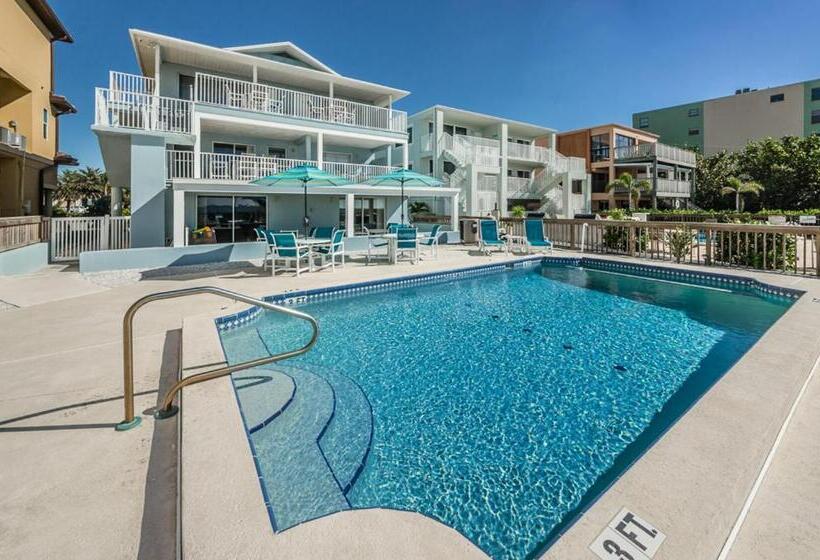 リゾートホテル The New Hotel Collection Beachfront