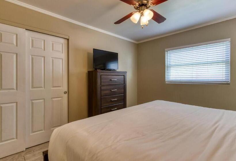 リゾートホテル The New Hotel Collection Beachfront